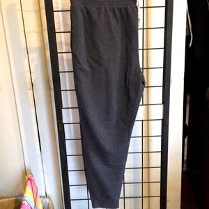 Men’s XL BCG dark gray sweatpants w/drawstring